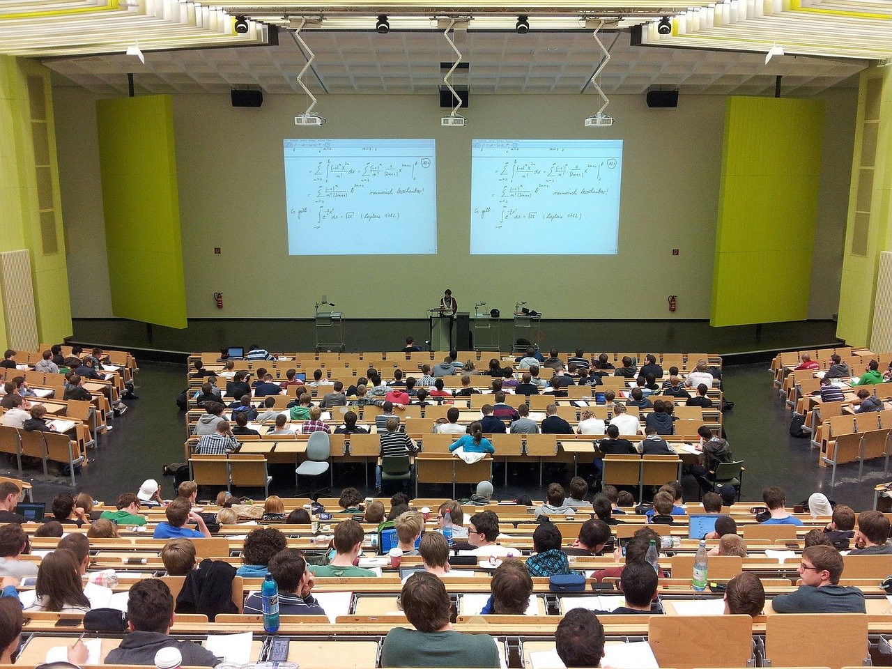 rentree des classes amphitheatre universite