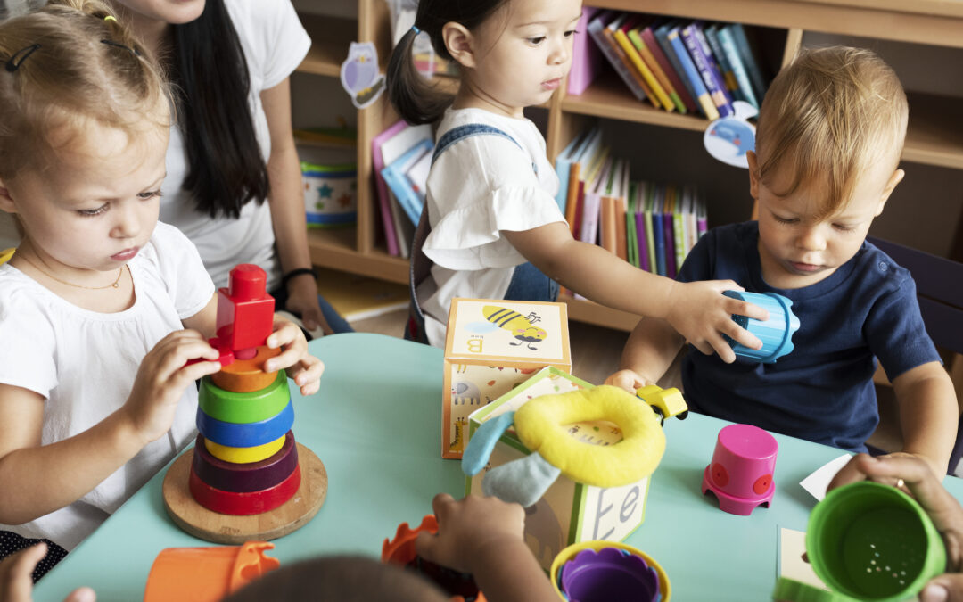 Réussir son entrée en maternelle : conseils et astuces pour bien commencer